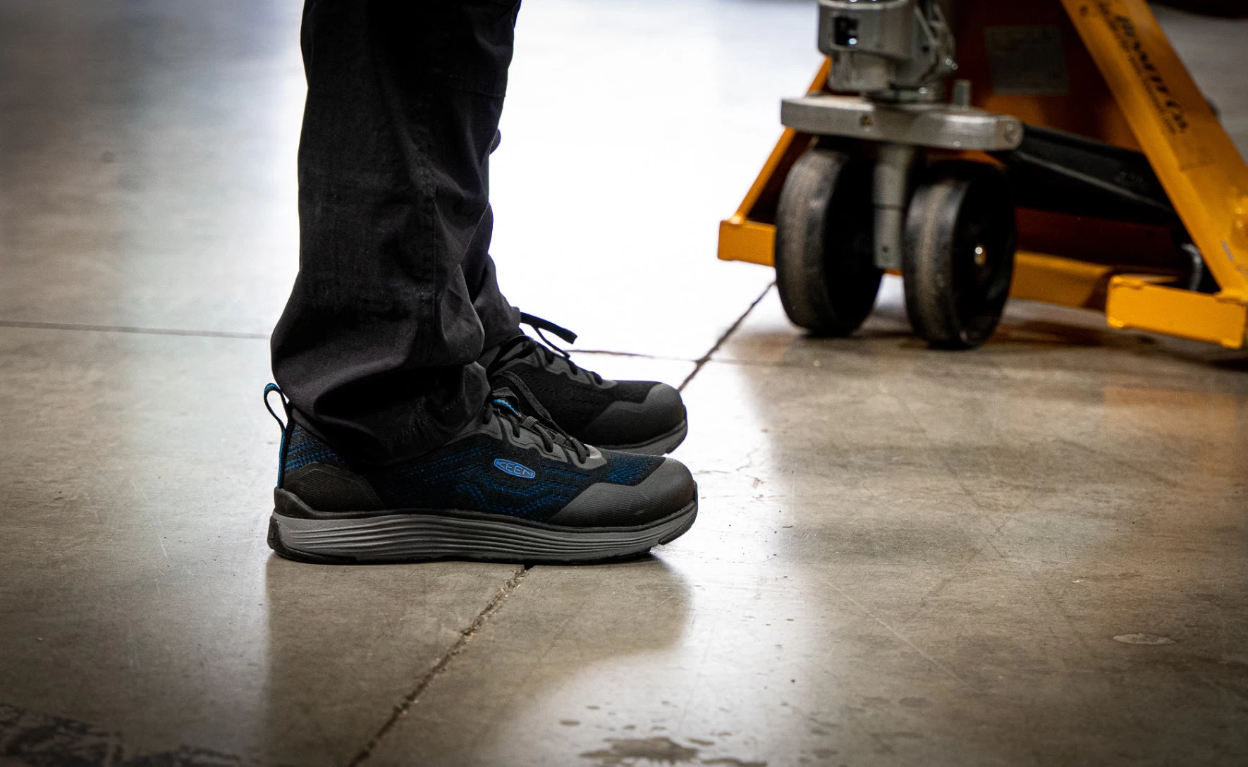 Keen Men's Sparta 2 (Aluminum Toe) | Brilliant Blue/Black - Image 5