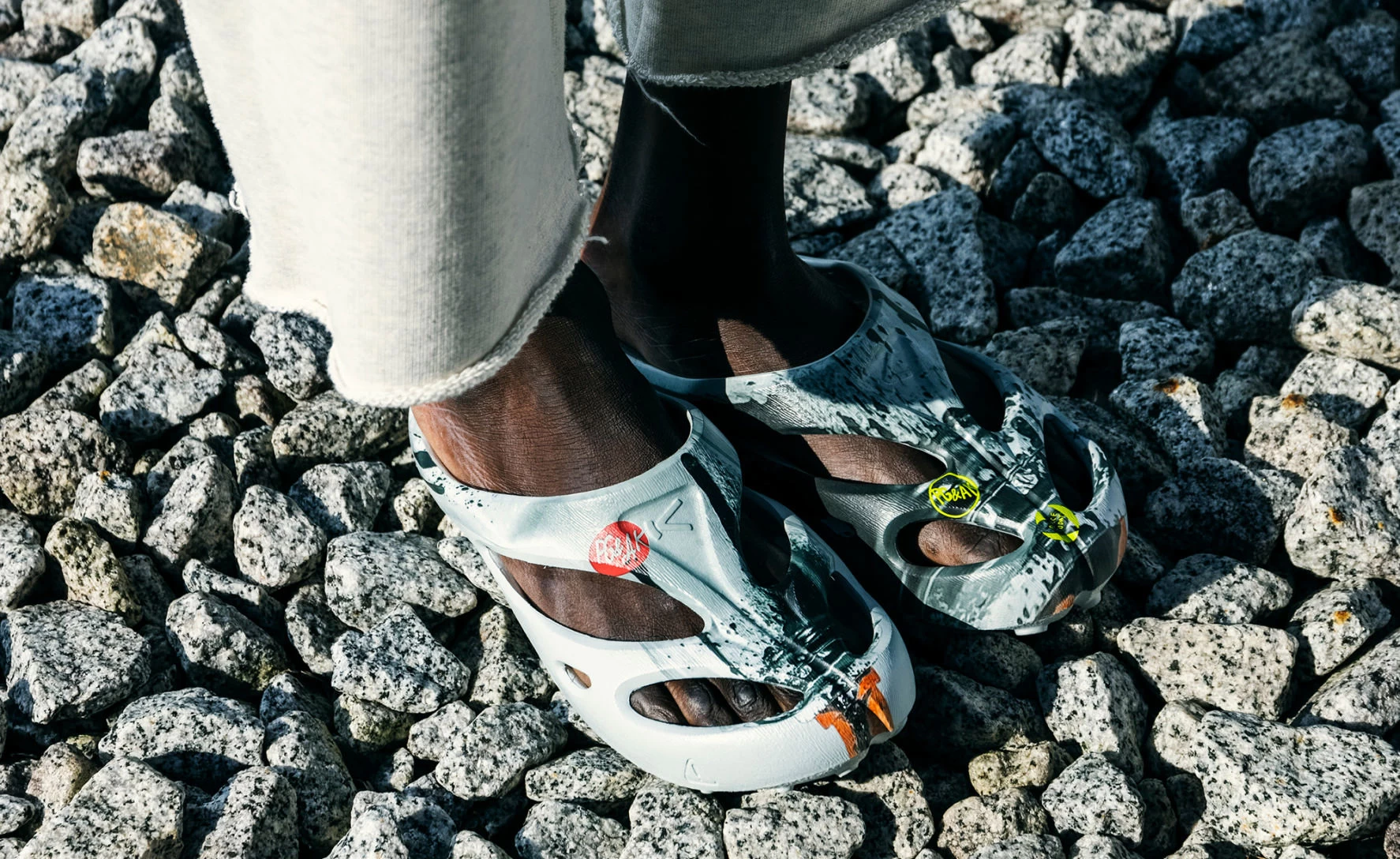 Keen Men's Shanti Arts Clog X PG&AK | Silver Birch/Blue Depths - Image 7